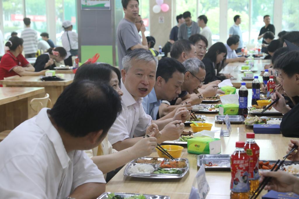 赴万里征程